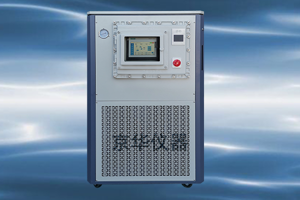 冷熱循環(huán)一體機(jī)的溫度控制在細(xì)節(jié)上有哪些設(shè)計 冷熱循環(huán)一體機(jī)的溫度控制在細(xì)節(jié)上有哪些設(shè)計